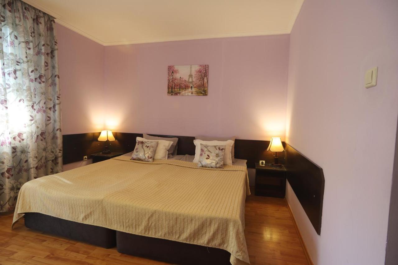 Guest House Yanita Βάρνα Εξωτερικό φωτογραφία